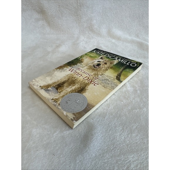 Because of Winn Dixie By Kate DiCamillo Childrens Middle‎ Grade Paperback Book - Picture 6 of 9